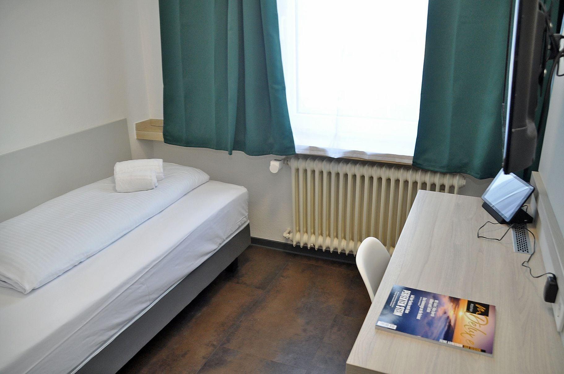 Hotel Am Martinsberg Andernach Esterno foto