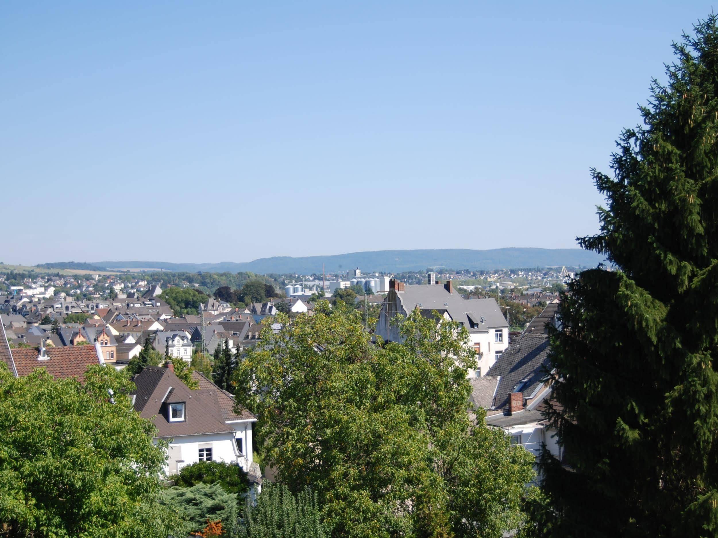 Hotel Am Martinsberg Andernach Esterno foto