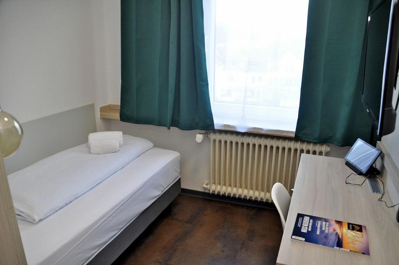 Hotel Am Martinsberg Andernach Esterno foto